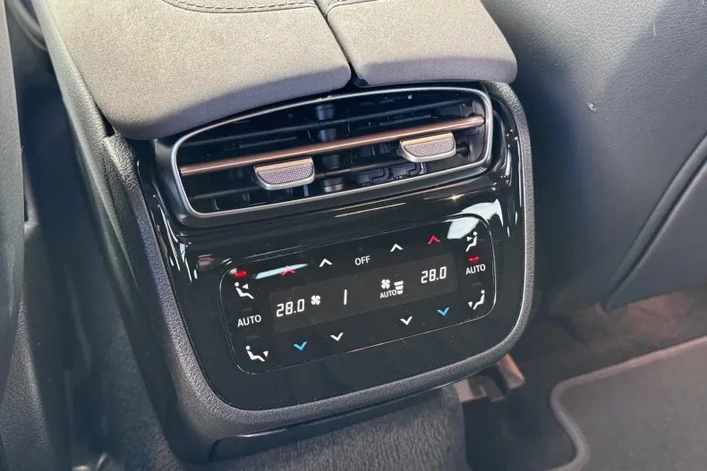 Mercedes-Benz EQS din 2021 cu 68.392 km - oferta MER163086 - foto 27