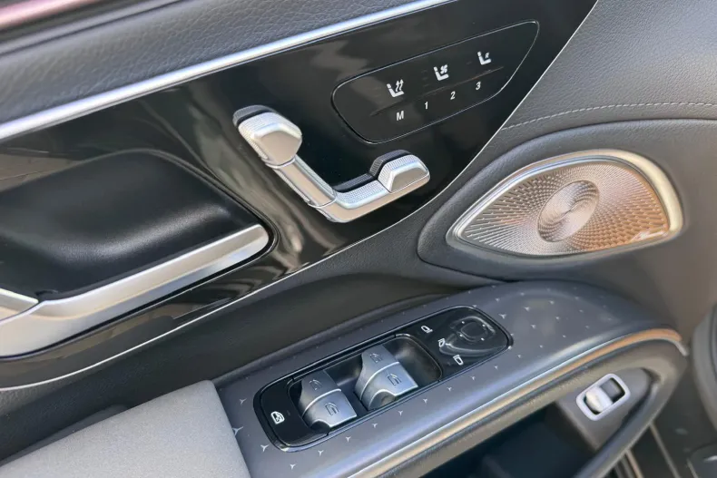 Mercedes-Benz EQS din 2021 cu 68.392 km - oferta MER163086 - foto 30