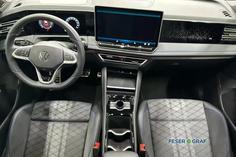 Volkswagen Tiguan din 2024 cu 25.492 km - oferta VOL163088 - foto 4