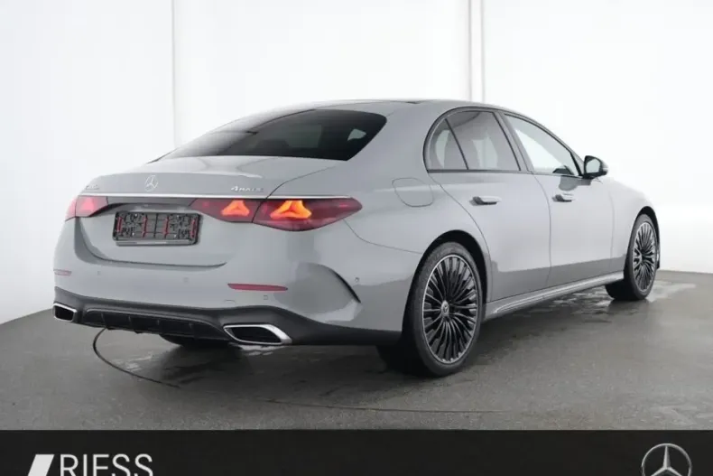 Mercedes-Benz E 400 din 2024 cu 31.240 km - oferta MER163089 - foto 2