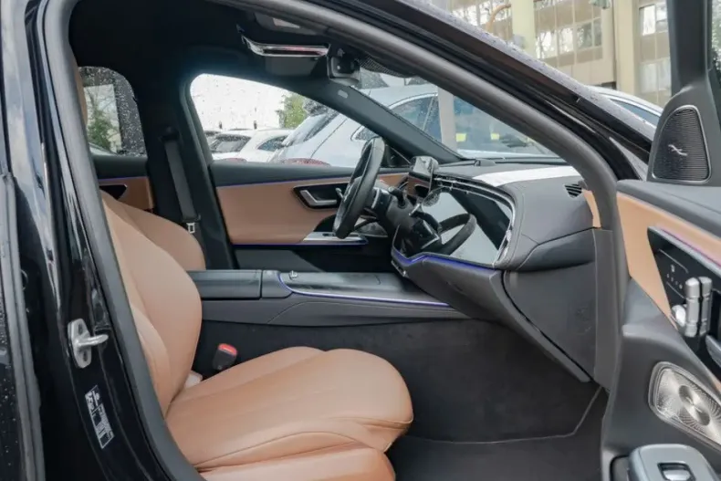 Mercedes-Benz E 450 din 2024 cu 26.933 km - oferta MER163091 - foto 7