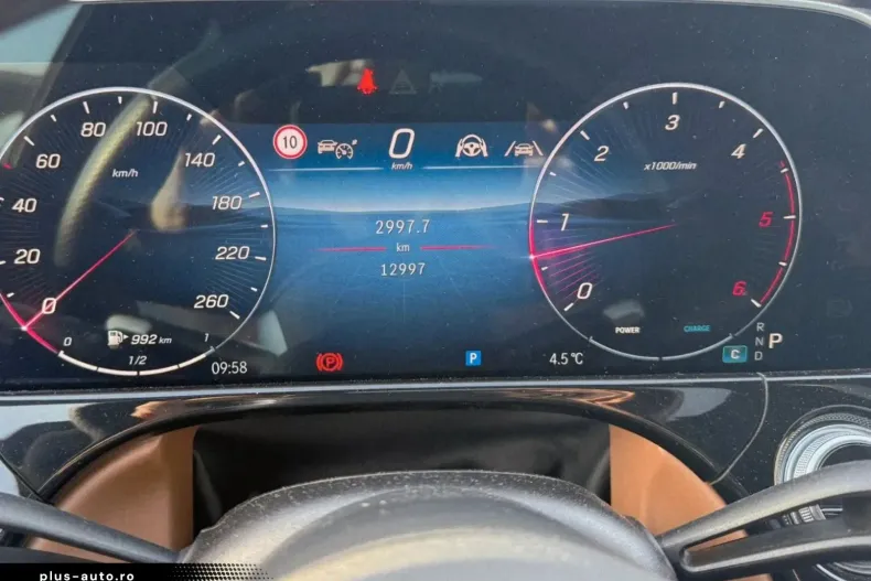 Mercedes-Benz E 220 din 2024 cu 13.000 km - oferta MER163092 - foto 16