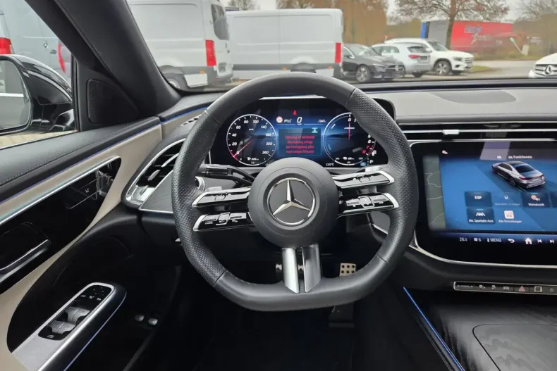 Mercedes-Benz E 300 din 2025 cu 12.500 km - oferta MER163095 - foto 19