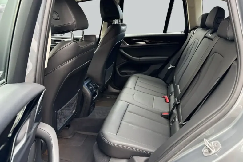 BMW X3 din 2022 cu 44.895 km - oferta BMW163097 - foto 12