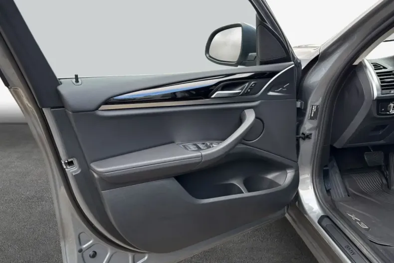 BMW X3 din 2022 cu 44.895 km - oferta BMW163097 - foto 20