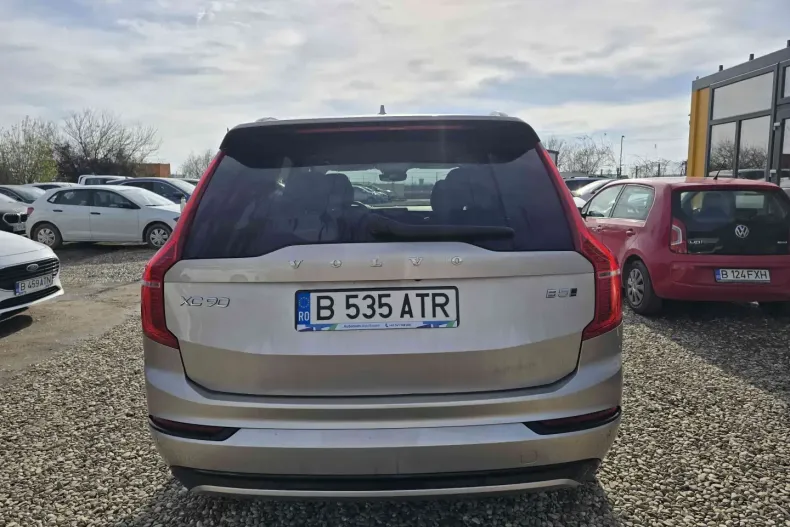 Volvo XC90 din 2023 cu 95.797 km - oferta VOL163104 - foto 4