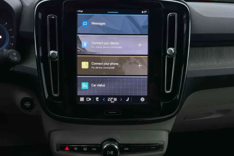 Volvo XC40 din 2023 cu 98.682 km - oferta VOL163106 - foto 11