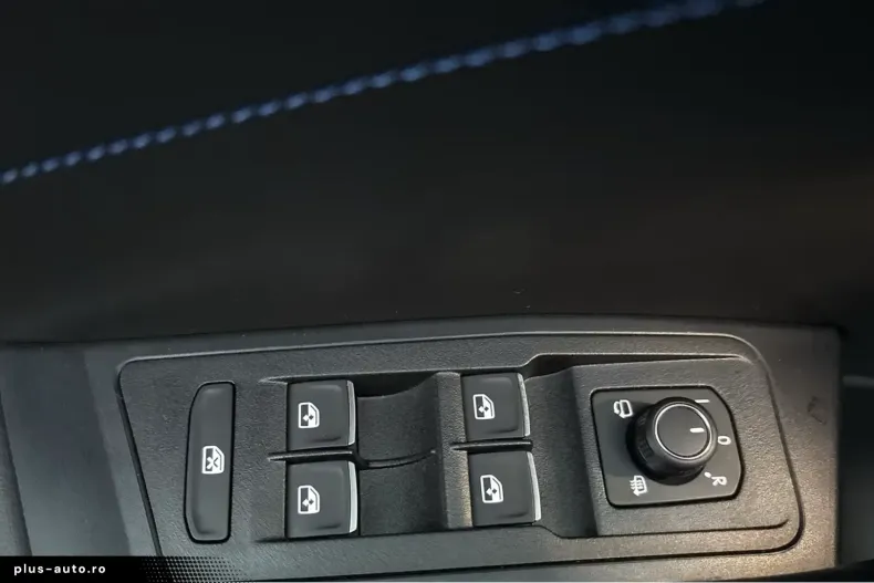 Volkswagen T-Roc din 2025 cu 6.900 km - oferta VOL163107 - foto 9