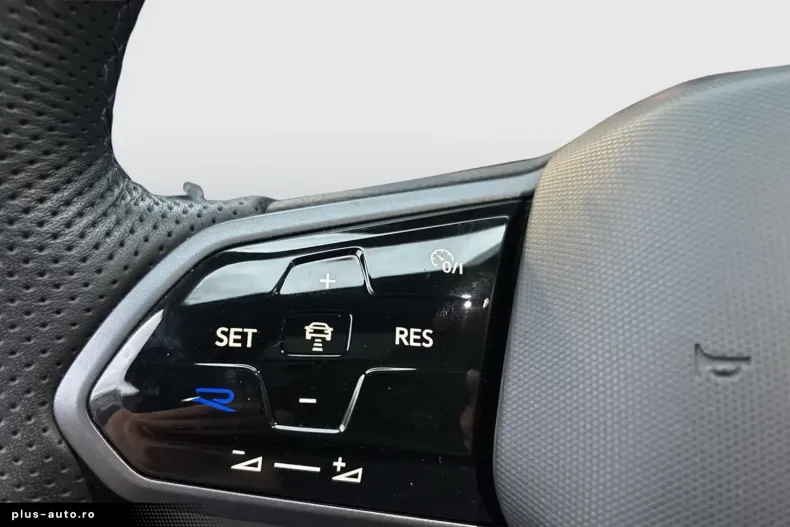 Volkswagen T-Roc din 2025 cu 6.900 km - oferta VOL163107 - foto 12