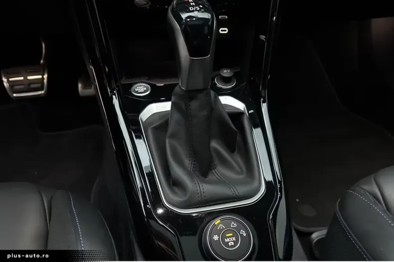 Volkswagen T-Roc din 2025 cu 6.900 km - oferta VOL163107 - foto 17