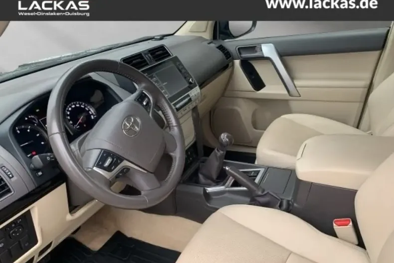 Toyota Land Cruiser din 2022 cu 99.565 km - oferta TOY163108 - foto 9