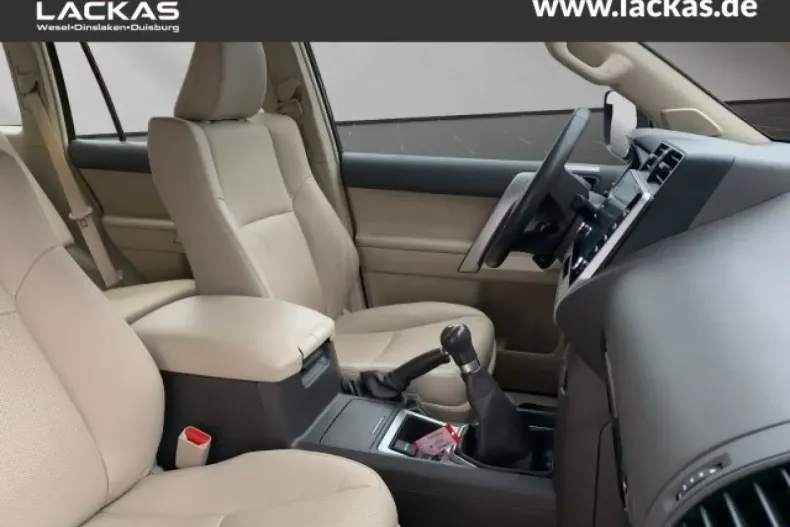 Toyota Land Cruiser din 2022 cu 99.565 km - oferta TOY163108 - foto 18