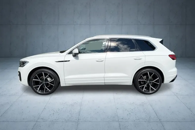 Volkswagen Touareg din 2023 cu 29.868 km - oferta VOL163109 - foto 2