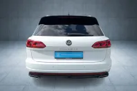 Volkswagen Touareg din 2023 cu 29.868 km - oferta VOL163109 - foto 4