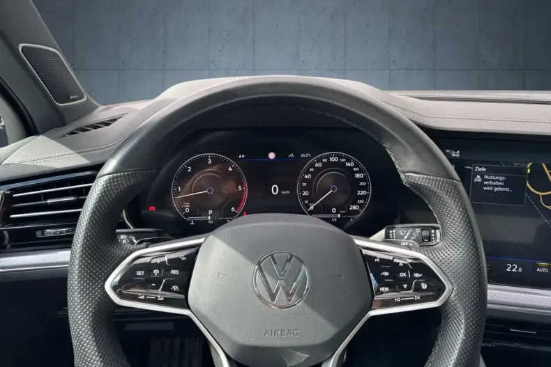 Volkswagen Touareg din 2023 cu 29.868 km - oferta VOL163109 - foto 22