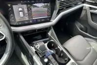 Volkswagen Touareg din 2023 cu 29.868 km - oferta VOL163109 - foto 25