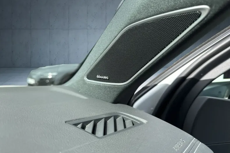 Volkswagen Touareg din 2023 cu 29.868 km - oferta VOL163109 - foto 27