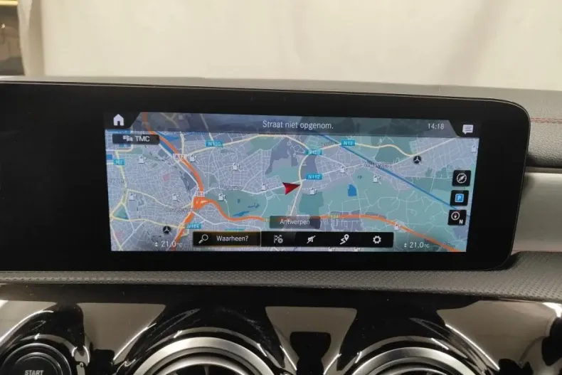 Mercedes-Benz CLA 250 din 2025 cu 27.387 km - oferta MER163110 - foto 10