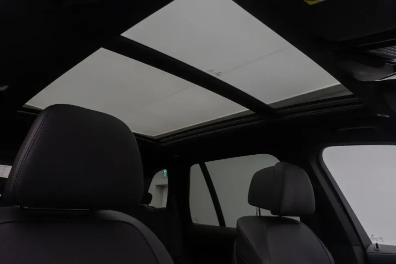 BMW X5 din 2022 cu 60.422 km - oferta BMW163111 - foto 30