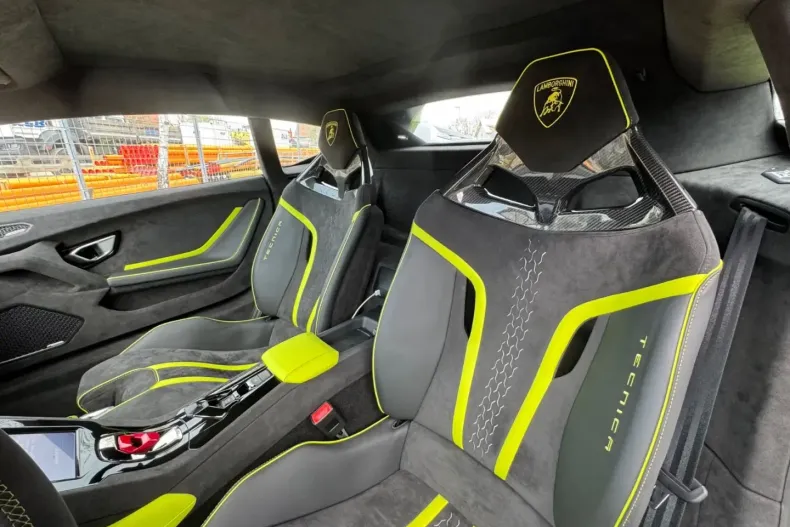 Lamborghini Huracán din 2023 cu 1.400 km - oferta LAM163113 - foto 10