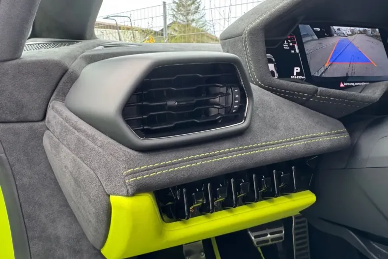 Lamborghini Huracán din 2023 cu 1.400 km - oferta LAM163113 - foto 12