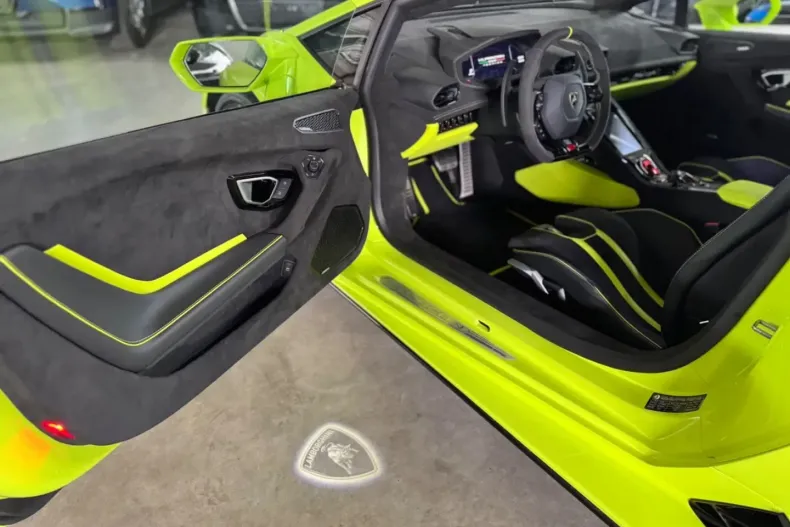 Lamborghini Huracán din 2023 cu 1.400 km - oferta LAM163113 - foto 17