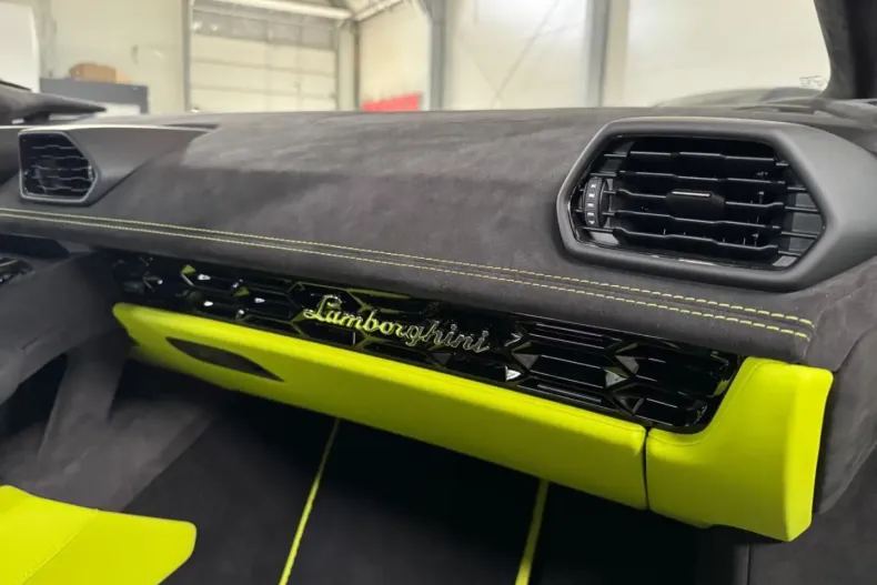 Lamborghini Huracán din 2023 cu 1.400 km - oferta LAM163113 - foto 23