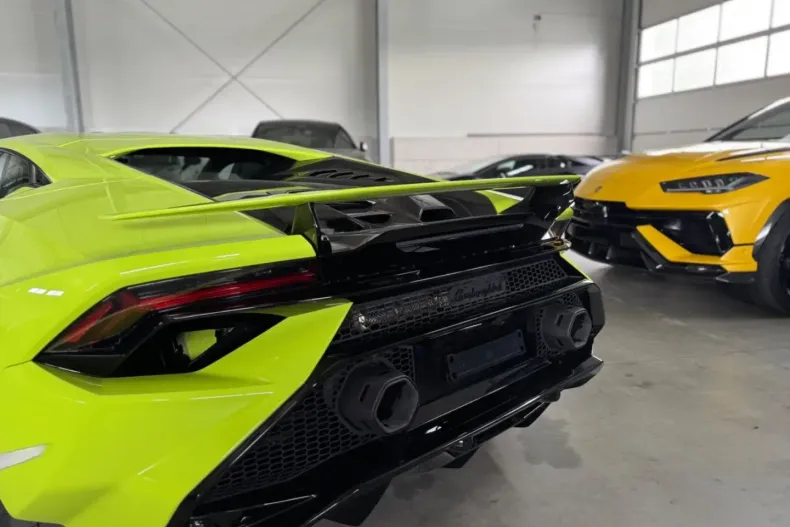 Lamborghini Huracán din 2023 cu 1.400 km - oferta LAM163113 - foto 25