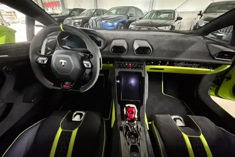 Lamborghini Huracán din 2023 cu 1.400 km - oferta LAM163113 - foto 30