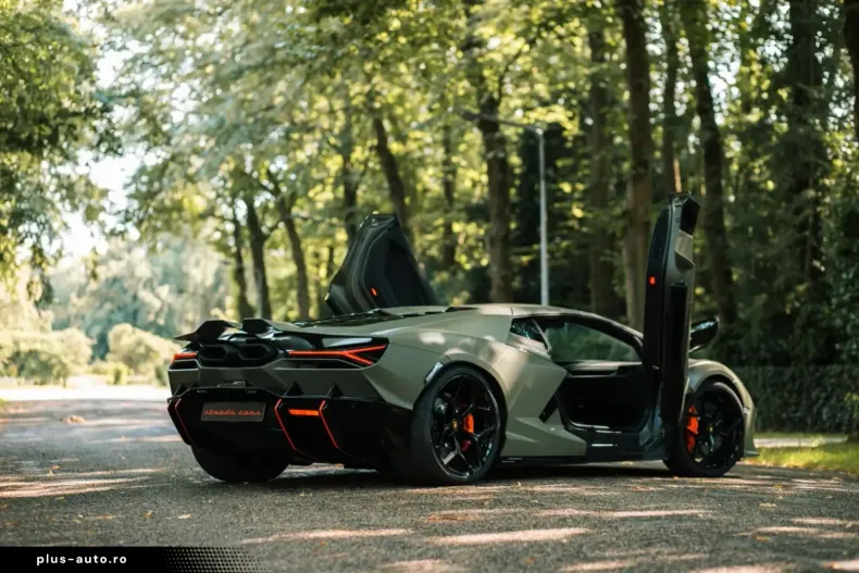 Lamborghini Revuelto din 2024 cu 3.200 km - oferta LAM163114 - foto 7