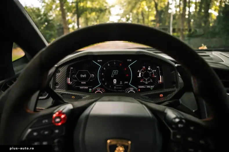 Lamborghini Revuelto din 2024 cu 3.200 km - oferta LAM163114 - foto 15