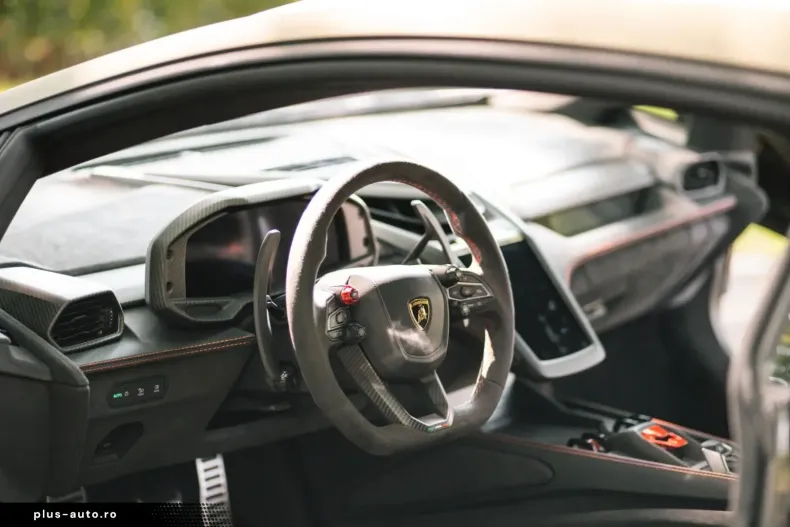 Lamborghini Revuelto din 2024 cu 3.200 km - oferta LAM163114 - foto 16