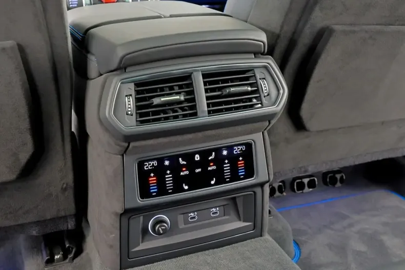 Lamborghini Urus din 2023 cu 13.556 km - oferta LAM163117 - foto 16