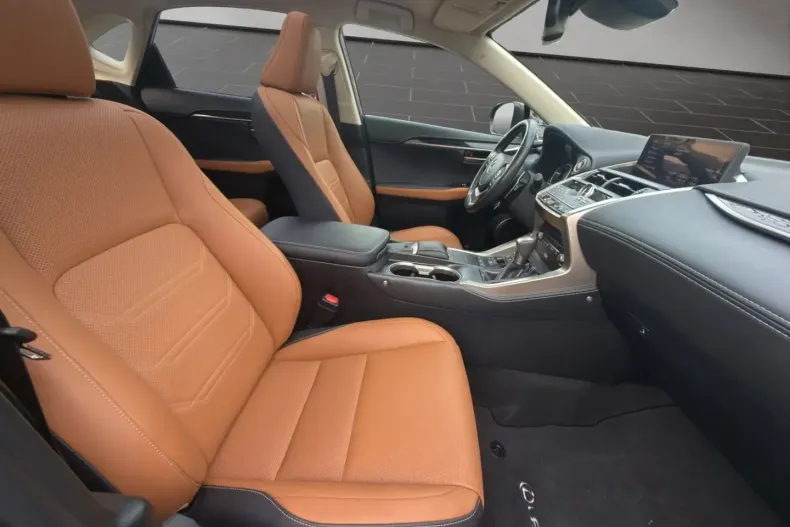 Lexus NX 300 din 2021 cu 23.560 km - oferta LEX163122 - foto 18