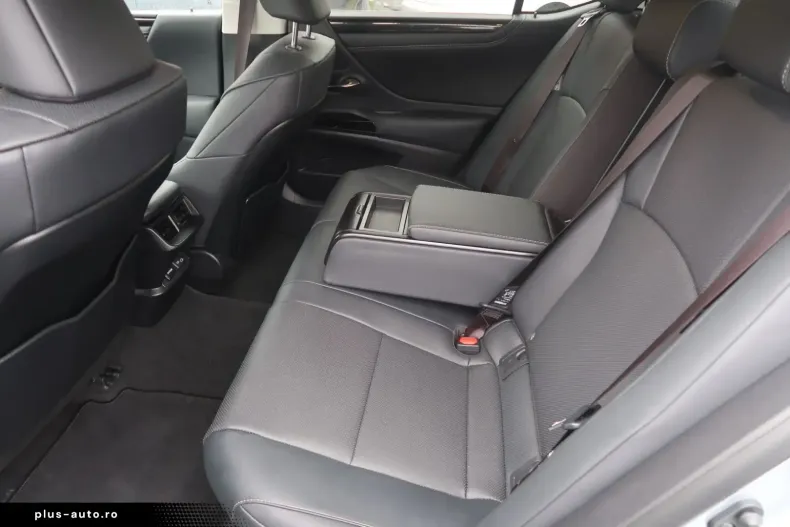 Lexus ES 300 din 2023 cu 7.532 km - oferta LEX163123 - foto 5