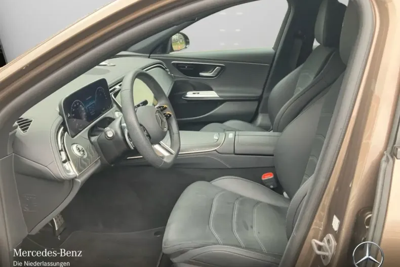 Mercedes-Benz E 300 din 2025 cu 12.390 km - oferta MER163126 - foto 11