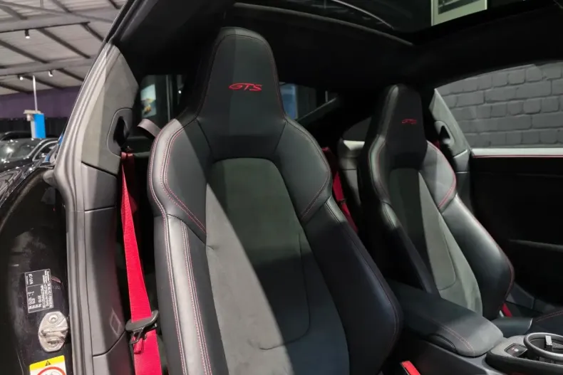 Porsche 911 din 2023 cu 6.071 km - oferta POR163129 - foto 26