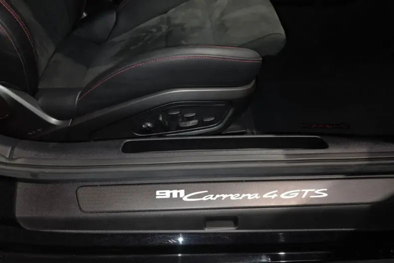 Porsche 911 din 2023 cu 6.071 km - oferta POR163129 - foto 28