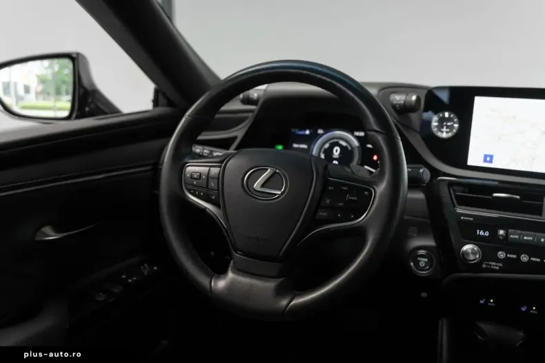 Lexus ES 300 din 2024 cu 35.693 km - oferta LEX163134 - foto 1