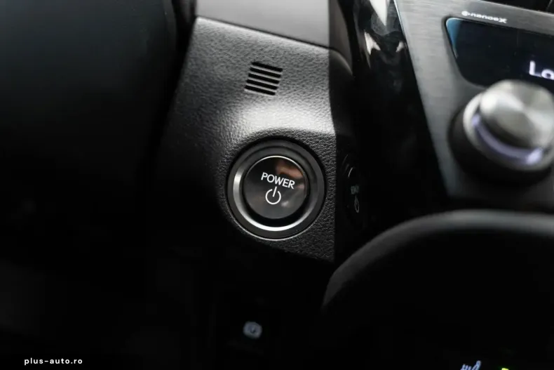 Lexus ES 300 din 2024 cu 35.693 km - oferta LEX163134 - foto 19