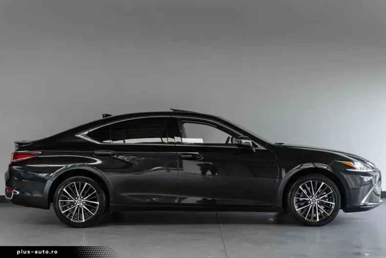 Lexus ES 300 din 2024 cu 35.693 km - oferta LEX163134 - foto 43