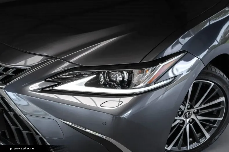 Lexus ES 300 din 2024 cu 29.418 km - oferta LEX163136 - foto 7