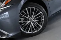 Lexus ES 300 din 2024 cu 29.418 km - oferta LEX163136 - foto 8