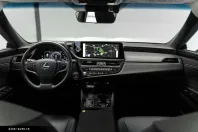 Lexus ES 300 din 2024 cu 29.418 km - oferta LEX163136 - foto 9