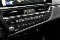 Lexus ES 300 din 2024 cu 29.418 km - oferta LEX163136 - foto 14