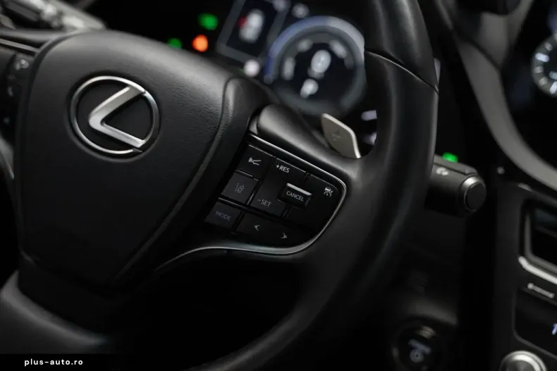 Lexus ES 300 din 2024 cu 29.418 km - oferta LEX163136 - foto 28