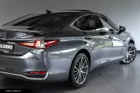 Lexus ES 300 din 2024 cu 29.418 km - oferta LEX163136 - foto 35