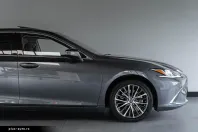 Lexus ES 300 din 2024 cu 29.418 km - oferta LEX163136 - foto 41