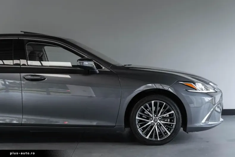 Lexus ES 300 din 2024 cu 29.418 km - oferta LEX163136 - foto 41