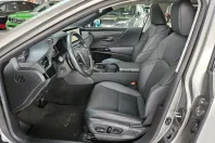 Lexus ES 300 din 2024 cu 10.880 km - oferta LEX163139 - foto 7